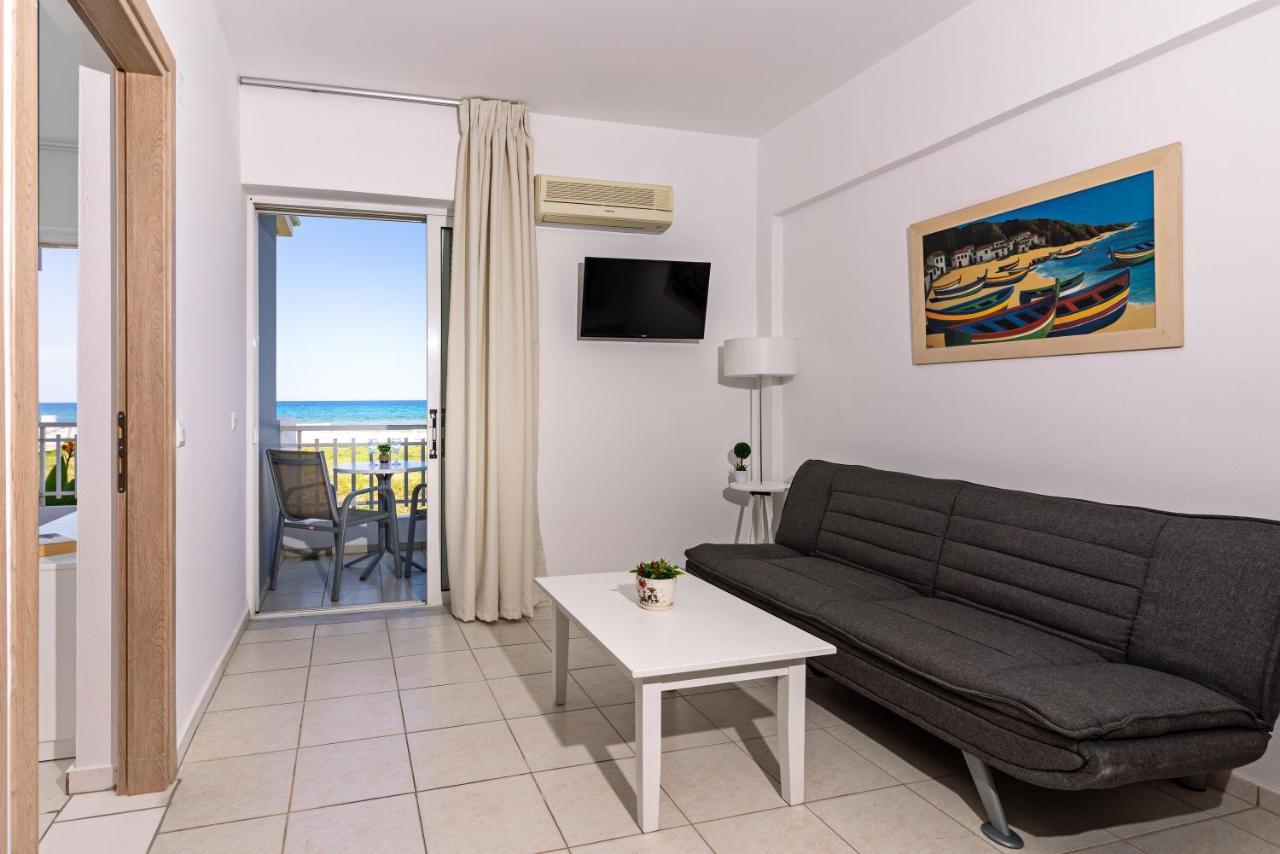Azure Seaside Apts Néa Magníszia Kültér fotó