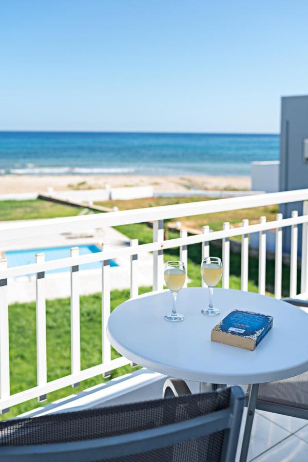 Azure Seaside Apts Néa Magníszia Kültér fotó