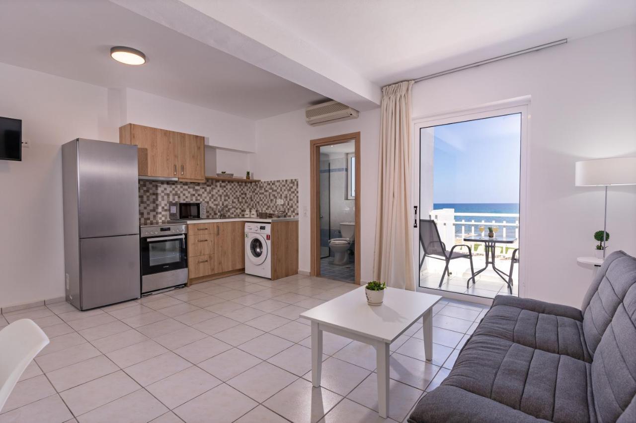 Azure Seaside Apts Néa Magníszia Kültér fotó