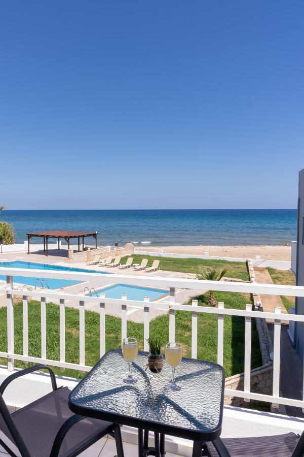 Azure Seaside Apts Néa Magníszia Kültér fotó