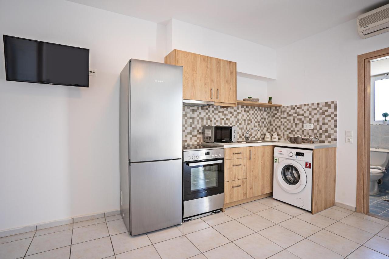 Azure Seaside Apts Néa Magníszia Kültér fotó