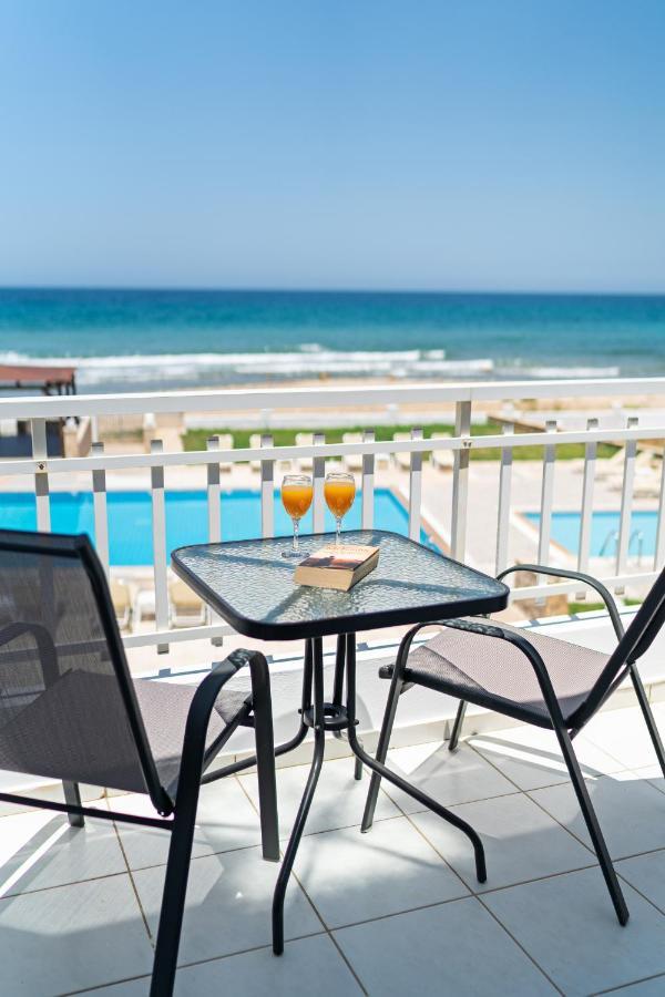 Azure Seaside Apts Néa Magníszia Kültér fotó