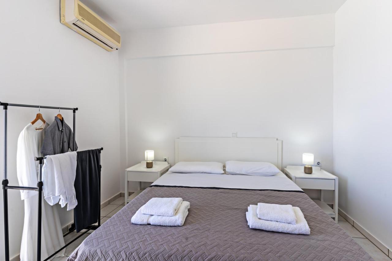 Azure Seaside Apts Néa Magníszia Kültér fotó