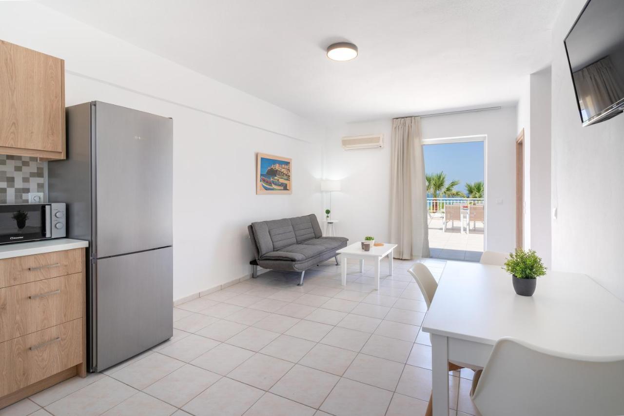 Azure Seaside Apts Néa Magníszia Kültér fotó