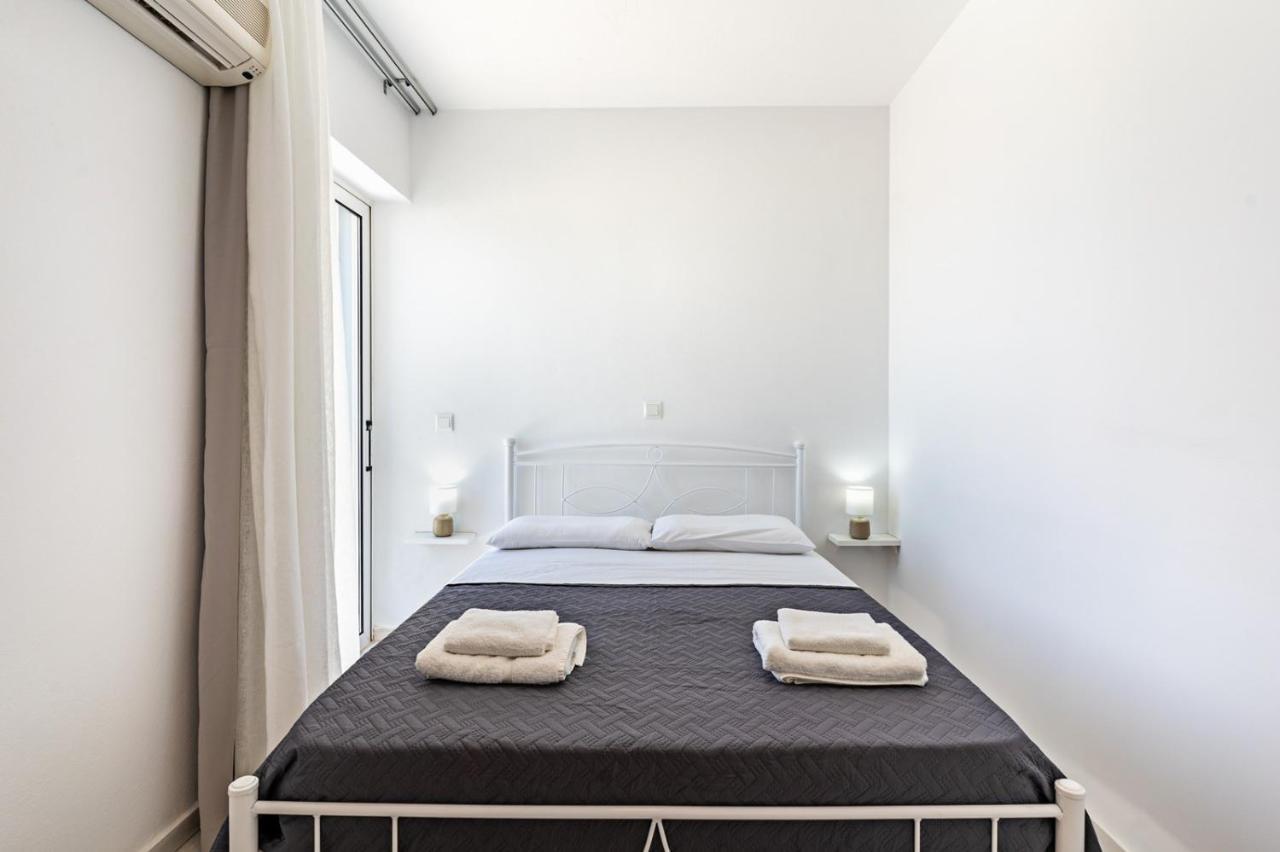 Azure Seaside Apts Néa Magníszia Kültér fotó