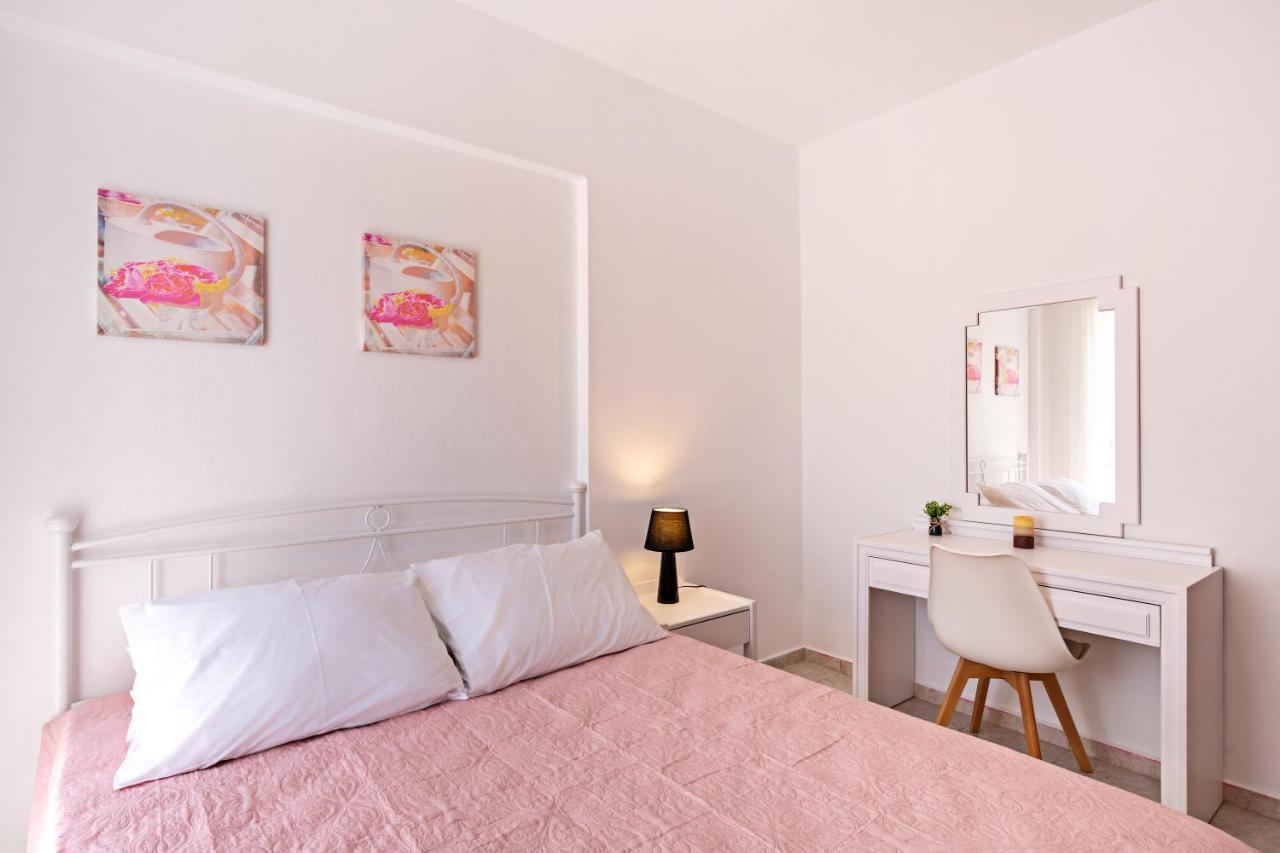 Azure Seaside Apts Néa Magníszia Kültér fotó